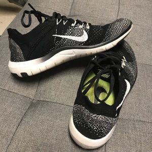 Nike Shoes Black Free Light